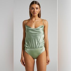 Womens Showpo Lenore Cowl Neck
Bodysuit‎ In Sage Size 12